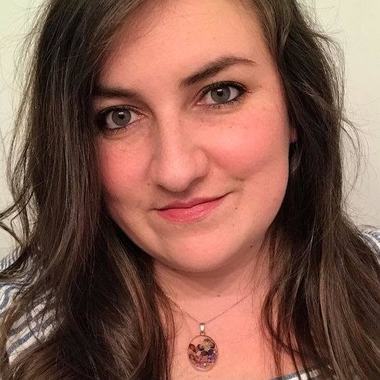 img-ashley-austrew-headshot